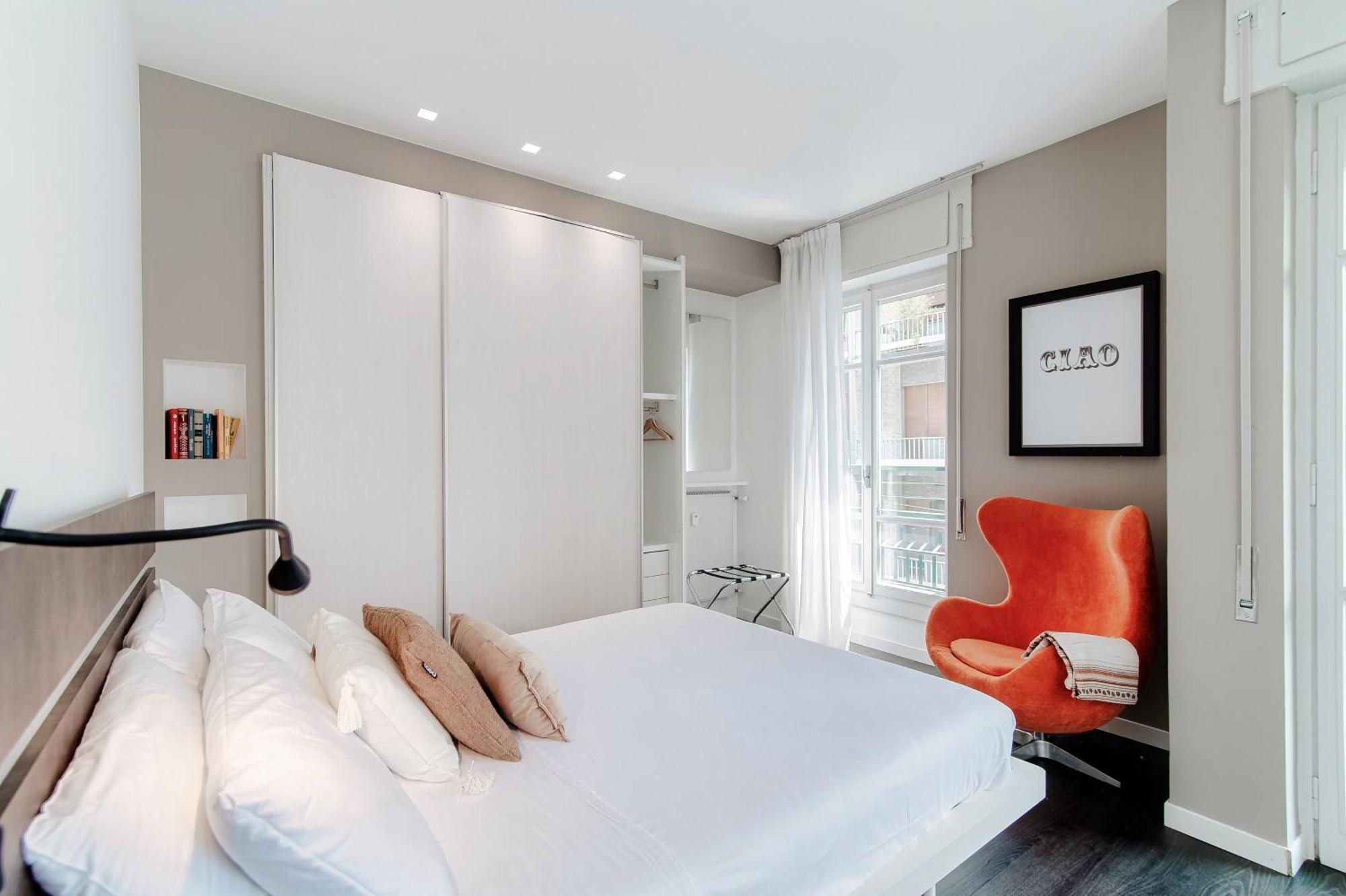 Rezzonico Suites - By MyhomeinКомо Экстерьер фото